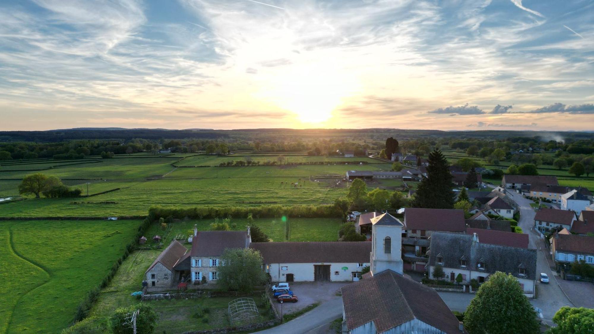 Morvan Sejours Antully Bagian luar foto
